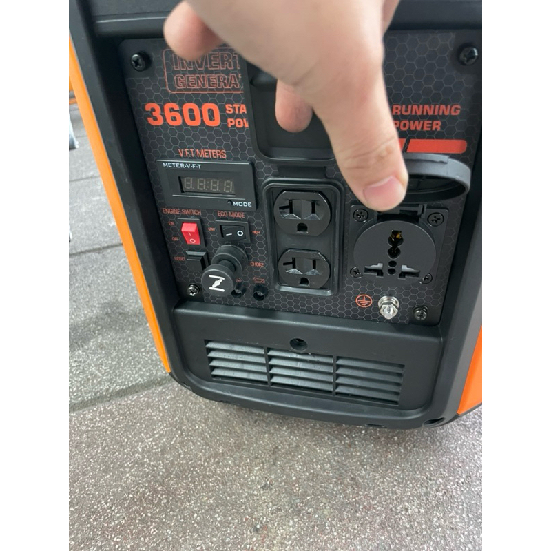 台北工具3600IS靜音變頻3500W發電機110/220V雙電壓輸出 四行程停電露營擺攤工程 商品圖片 2