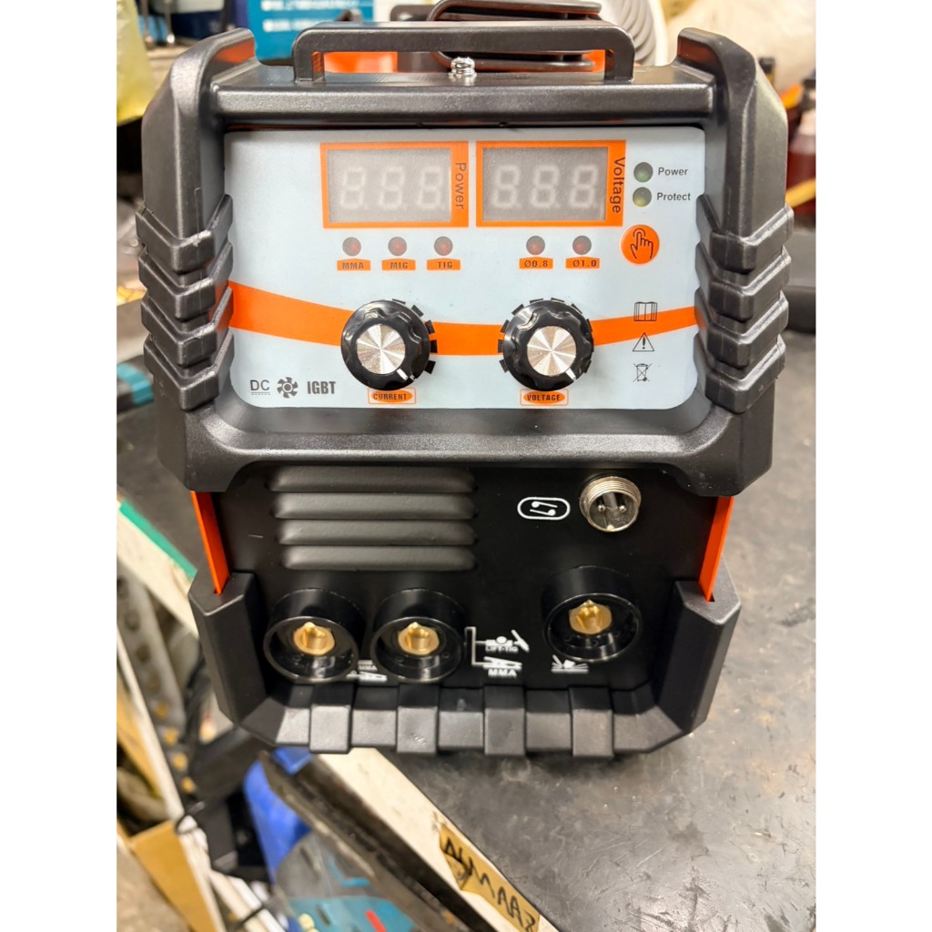 LIFT-325A三用變頻式電焊機110v/220v雙電壓 電銲機 焊接機 無氣二保焊接機 氬弧焊接機 商品圖片 2